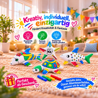 Bunt bemalte Kuscheltiere Delphin, Hai, Schildkröte und Seestern mit Filzstiften, Hinweise auf Kreativität, Fantasie und Geschenkidee