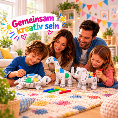 Familie malt gemeinsam Kuscheltiere an: Schildkröte, Elefant und Dinosaurier und bunte Filzstifte